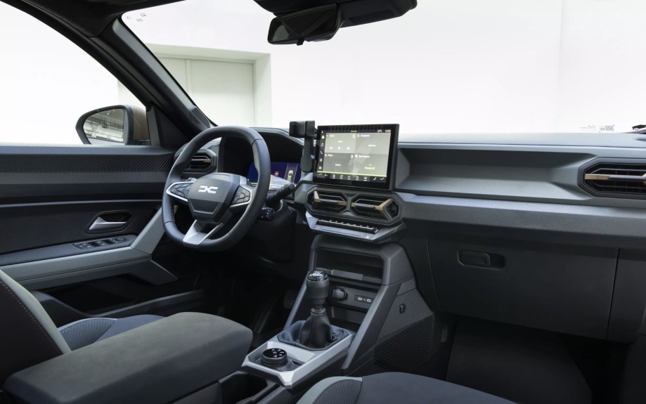 Interni Dacia Bigster 2025
