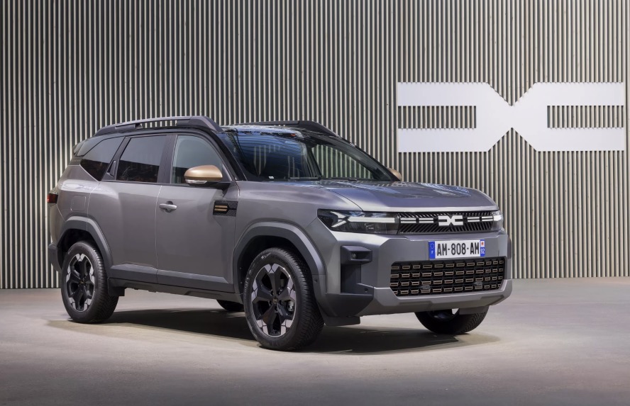 Nuova Dacia Bigster TCE