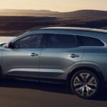 Foto fiancata nuovo Renault Espace 2025