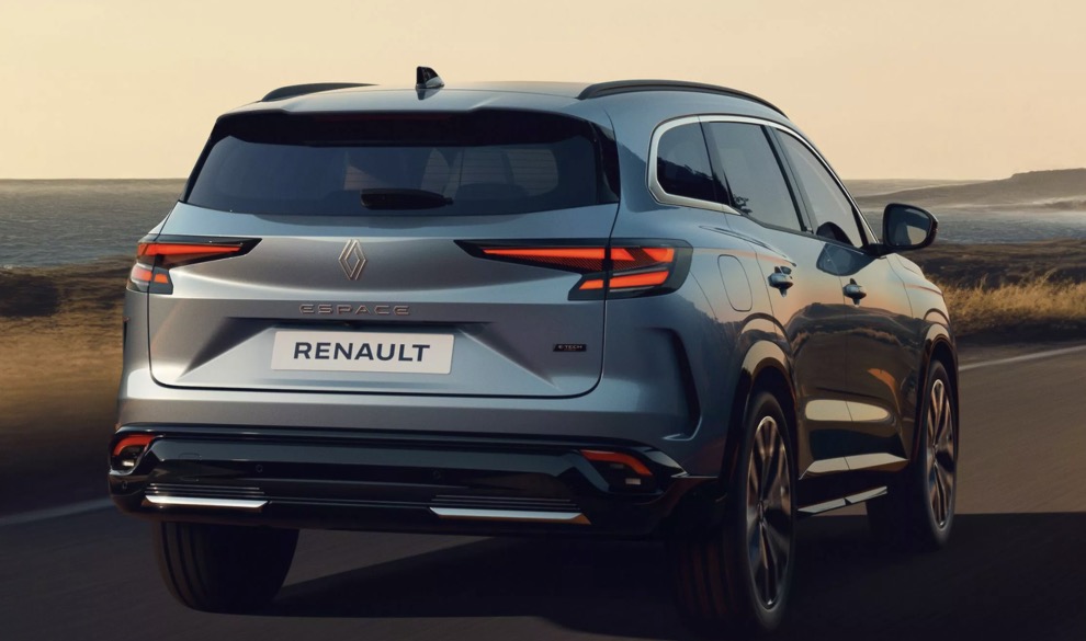 Foto posteriore nuovo Renault Espace 2025