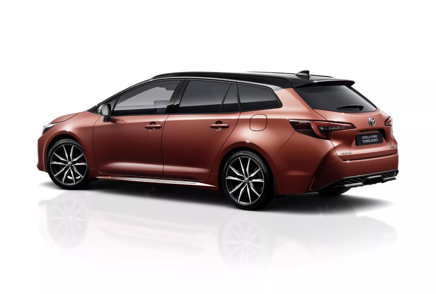 Nuova Toyota Corolla Touring Sports 2025