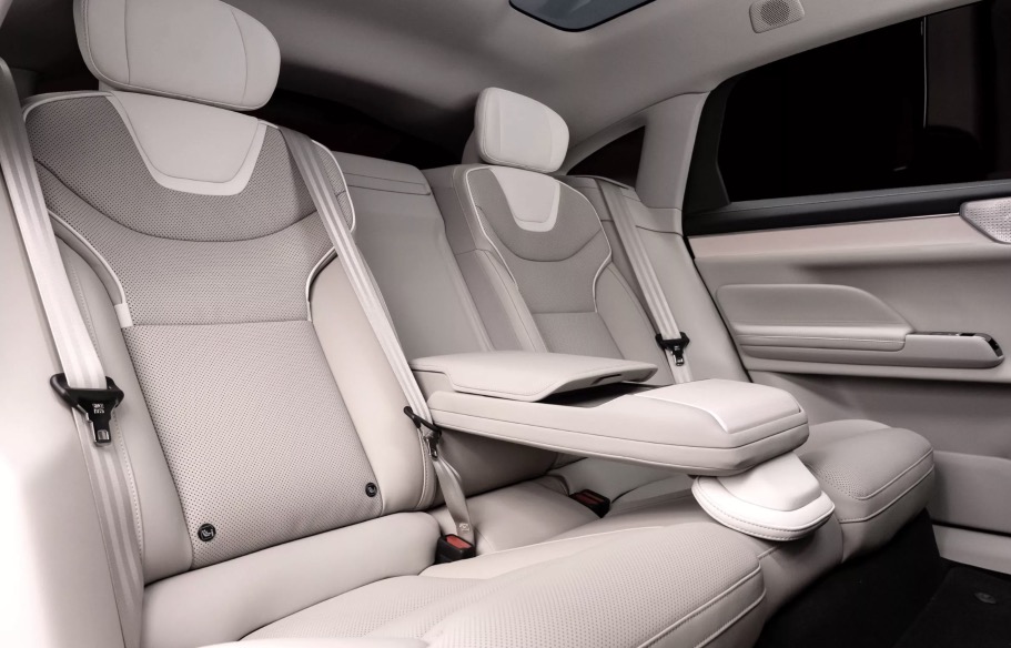Sedili posteriori nuova Volvo ES90