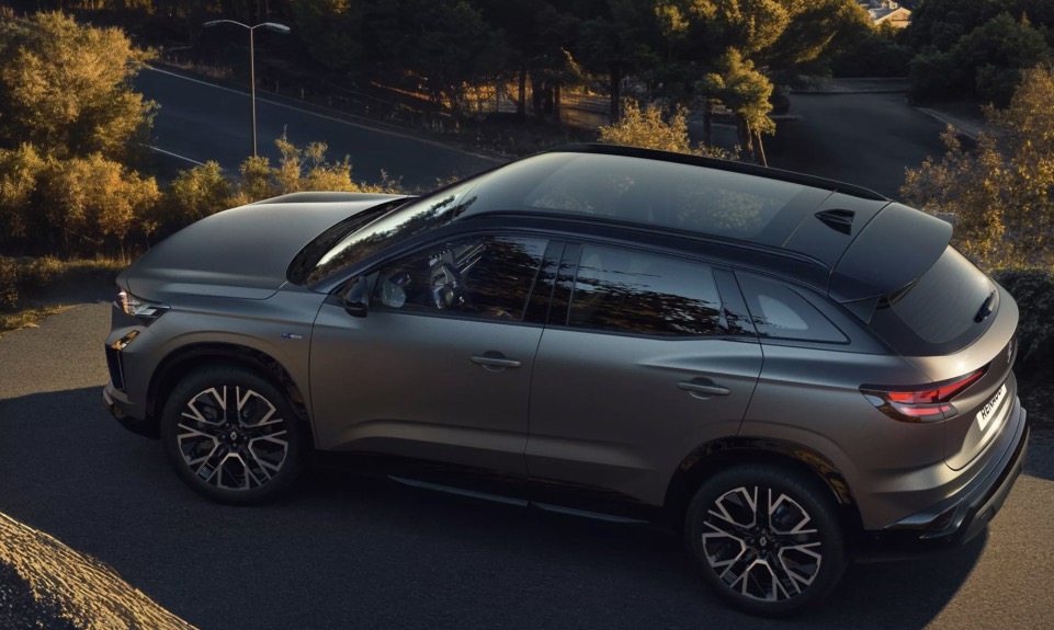 Fiancata restyling nuova Renault Austral 2025