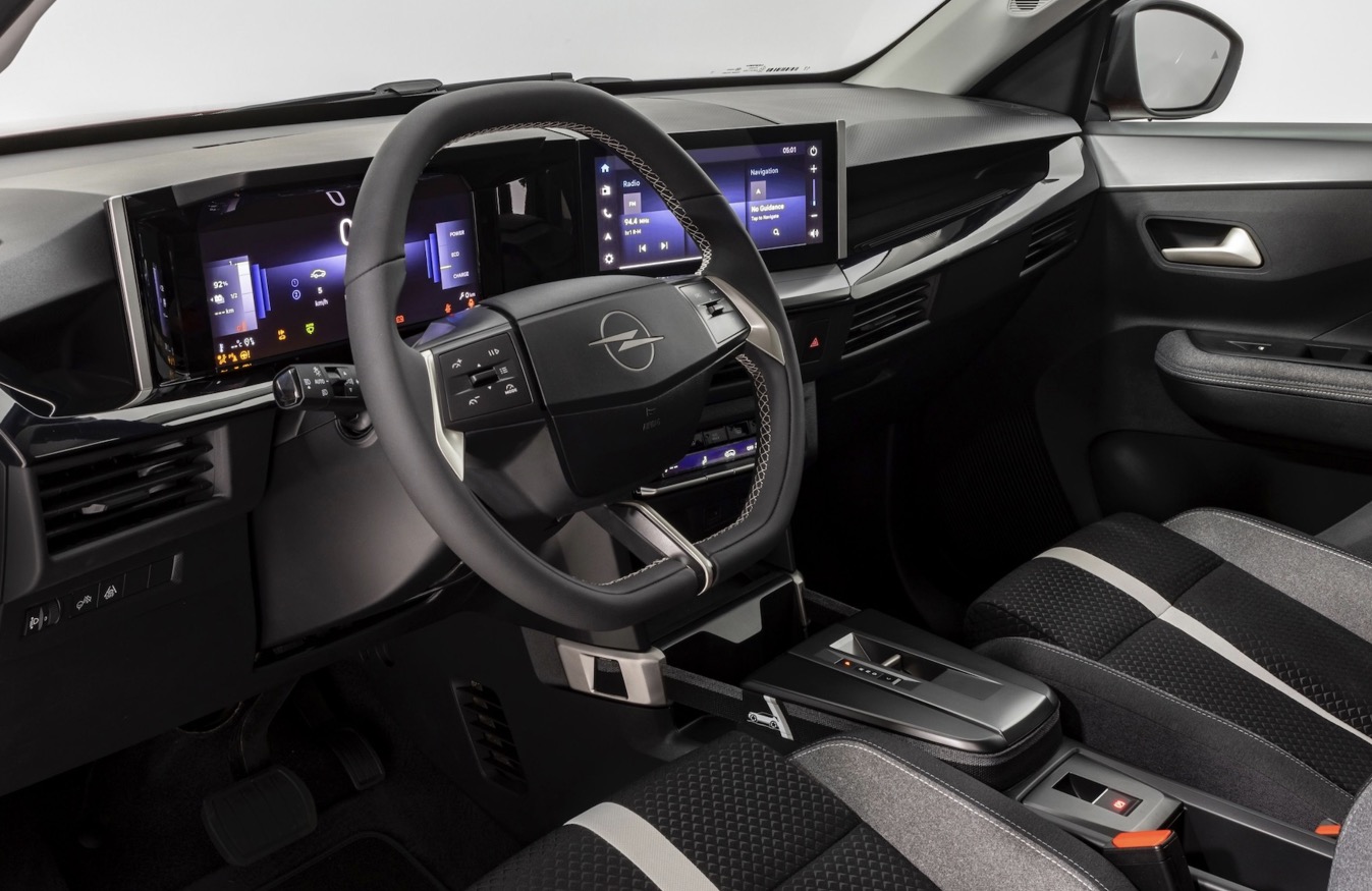 Interni nuova Opel Frontera