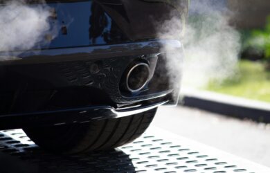 Revisione del motore la risposta seria al fumo bianco