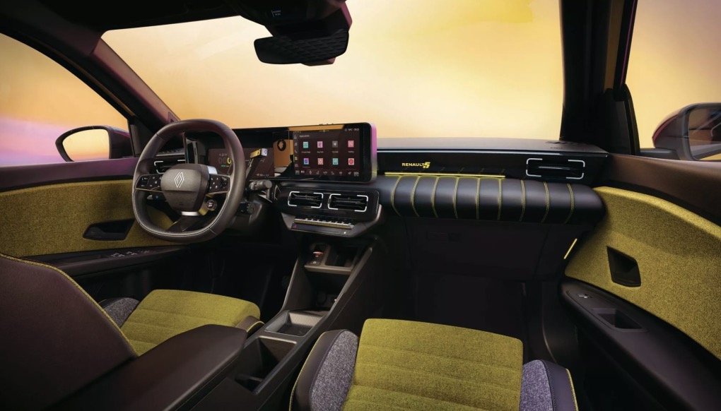 Immagine interni nuova Renault 5 E Tech Electric 2025