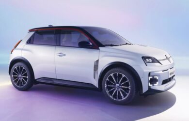 Nuova Renault 5 E Tech Electric 2025