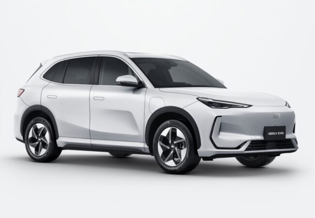 Nuovo suv elettrico GEELY E5 bianco Nuovo suv elettrico GEELY E5 bianco