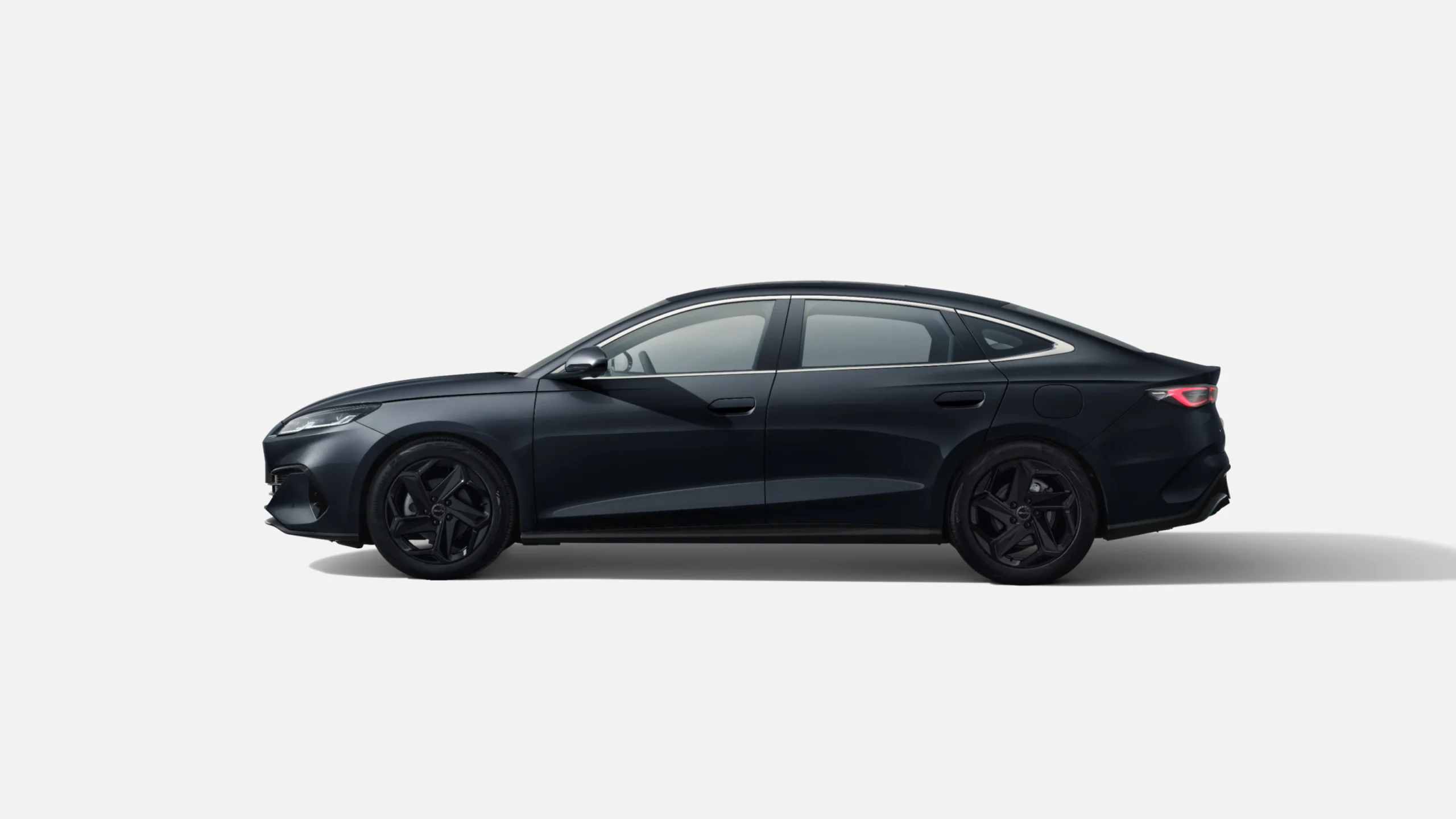 Foto fiancata nuova berlina cinese