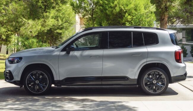 Foto fiancata nuova Mercedes GLB Foto fiancata nuova Mercedes GLB