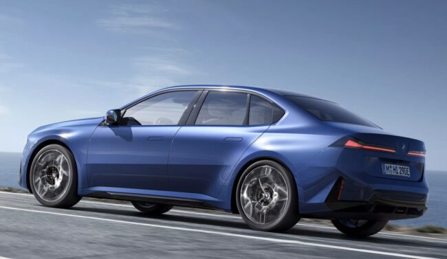 Immagini nuova BMW elettrica i3