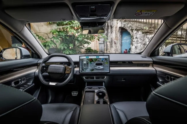 Interni nuova Sportequipe 6GT