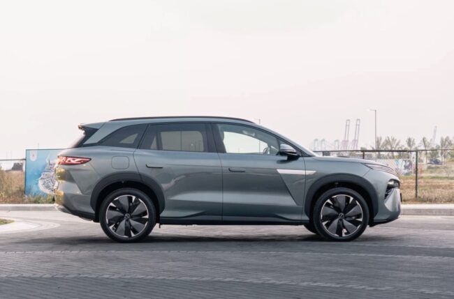 Nuovo suv BYD Sealion 8 2026
