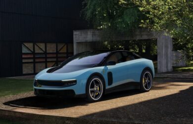 Nuova Ferrari LUCE Dimensioni Foto e Prezzo