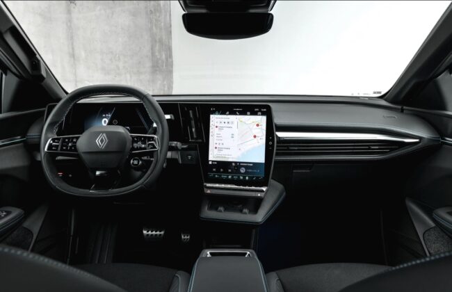 Foto interni nuova Renault Megane Elettrica Foto interni nuova Renault Megane Elettrica